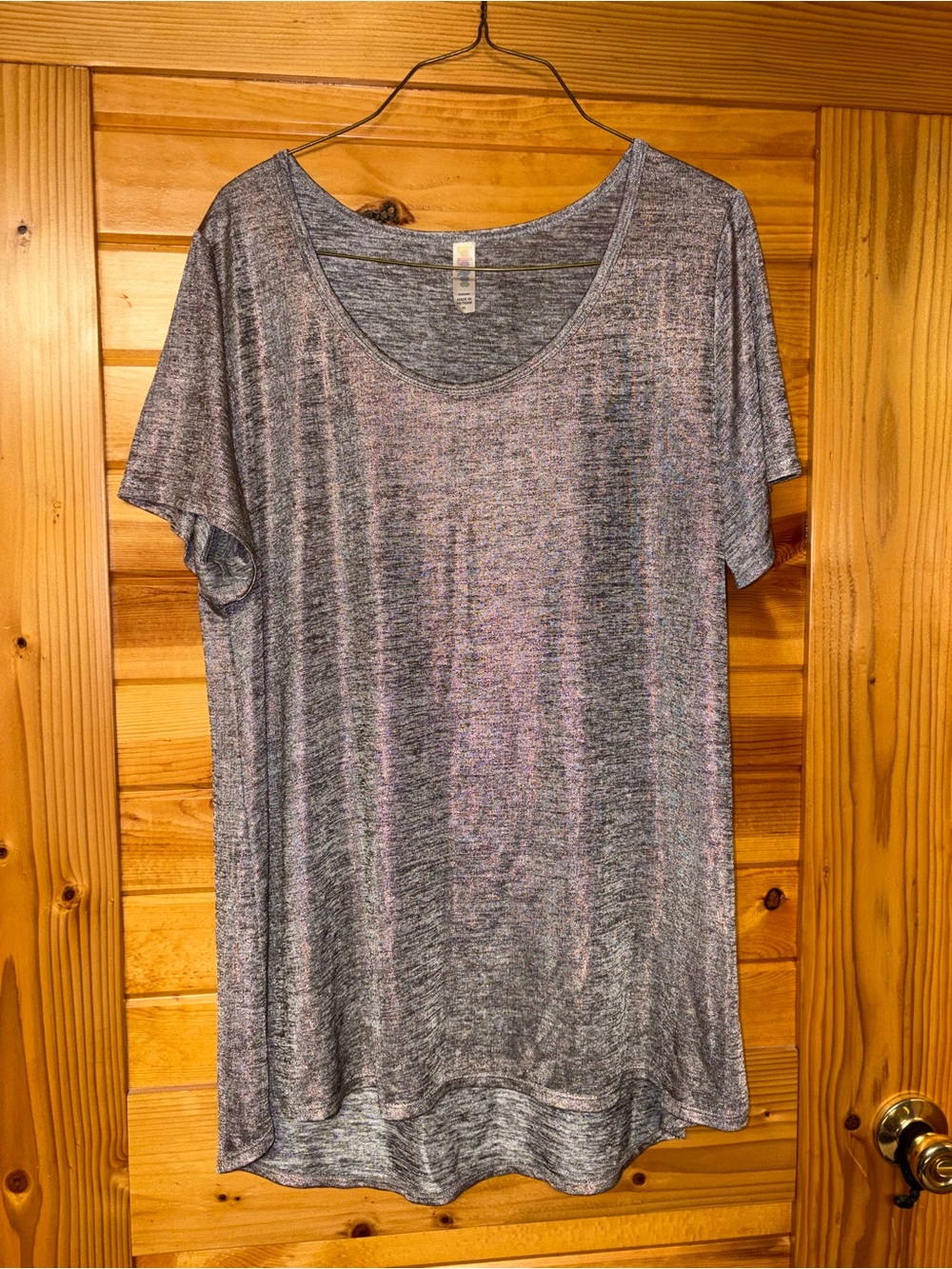 LuLaRoe Heathered Gray Scoop Neck Short Sleeve Tee
